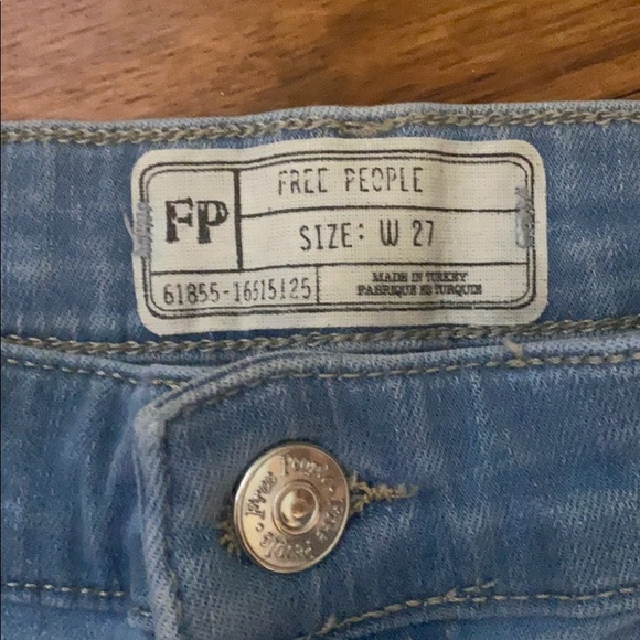 free people light wash jeans like new! - Picture 3 of 6
